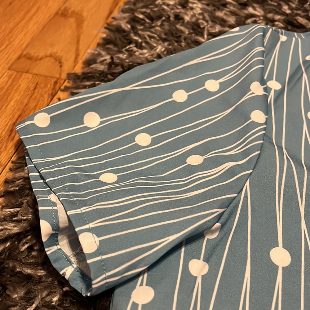 Light blue blouse - Picture 4 of 6